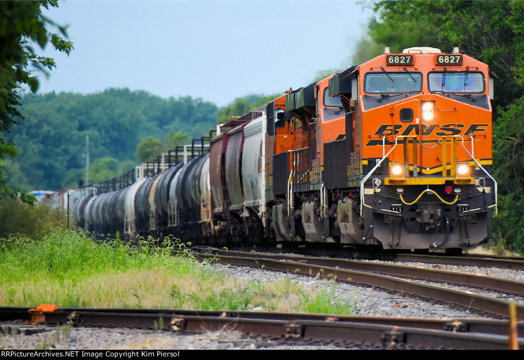 BNSF 6827